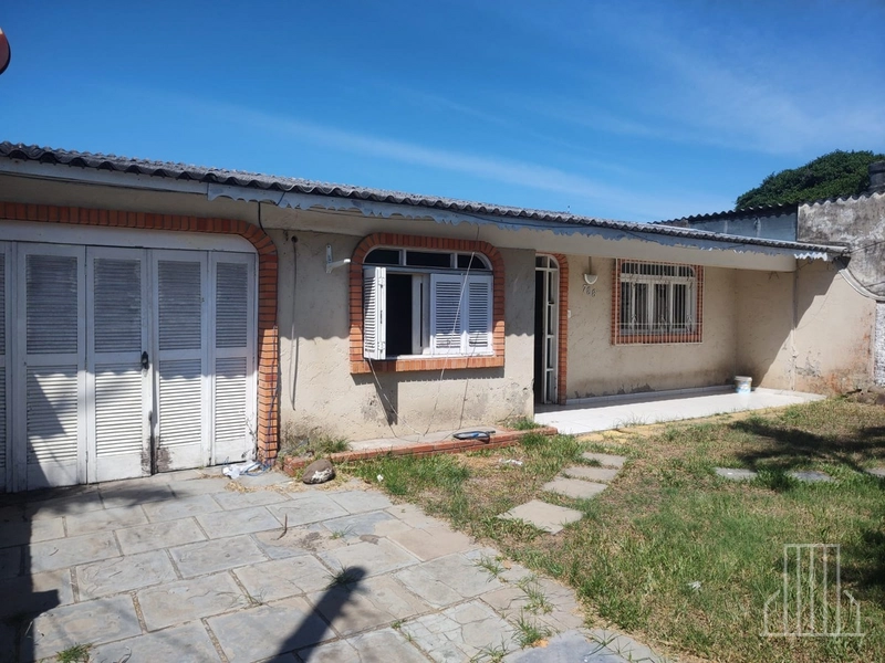 Terreno Amplo em Área Valorizada com Casa Térrea!: 3ª foto da galeria de imagens do imóvel