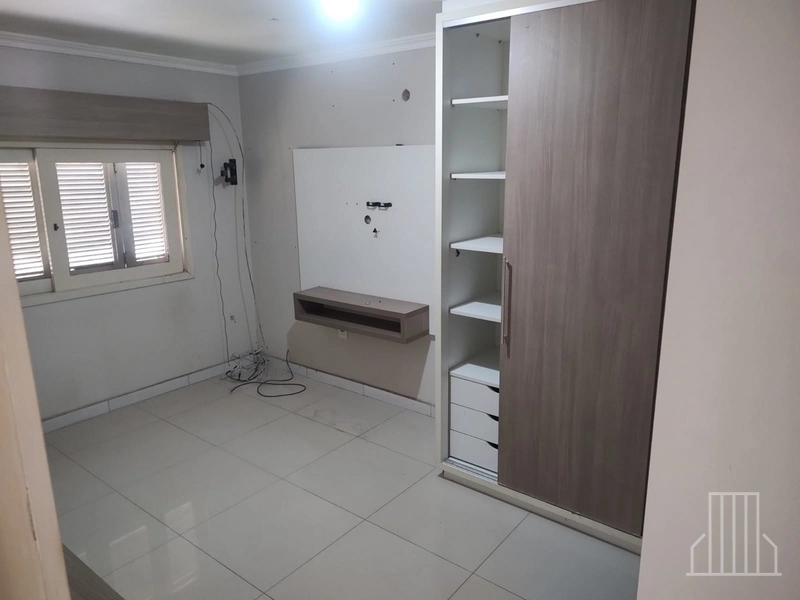 Terreno Amplo em Área Valorizada com Casa Térrea!: 12ª foto da galeria de imagens do imóvel