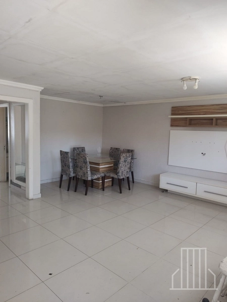 Terreno Amplo em Área Valorizada com Casa Térrea!: 5ª foto da galeria de imagens do imóvel