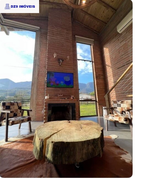 CHÁCARA CINEMATOGRÁFICA COM PISCINA E BEIRA RIO: 8ª foto da galeria de imagens do imóvel