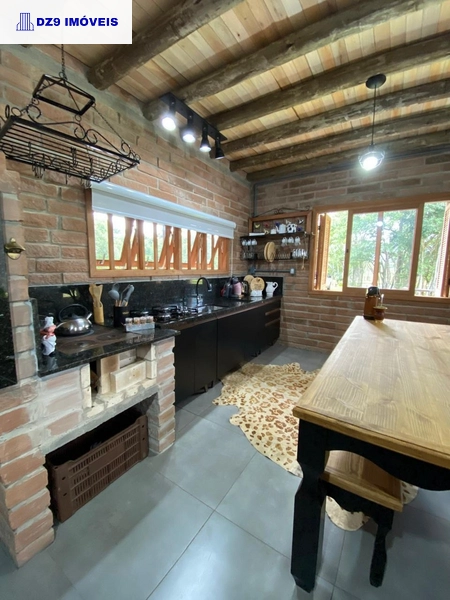 CHÁCARA CINEMATOGRÁFICA COM PISCINA E BEIRA RIO: 1ª foto da galeria de imagens do imóvel