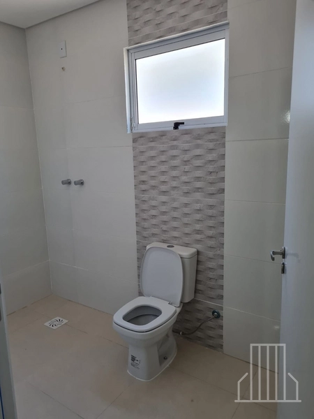 LINDÍSSIMA CASA COM TERRENO AMPLO NO BAIRRO NOIVA DO MAR EM XANGRI-LÁ!: 12ª foto da galeria de imagens do imóvel