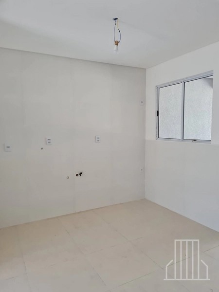 LINDÍSSIMA CASA COM TERRENO AMPLO NO BAIRRO NOIVA DO MAR EM XANGRI-LÁ!: 8ª foto da galeria de imagens do imóvel