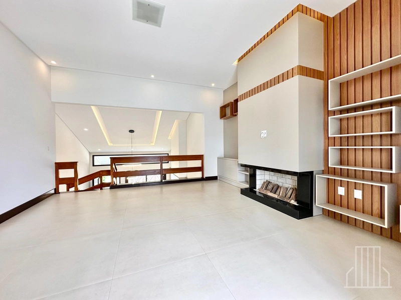 MARAVILHOSA CASA DE ALTO PADRÃO À VENDA EM ATLÂNTIDA: 14ª foto da galeria de imagens do imóvel