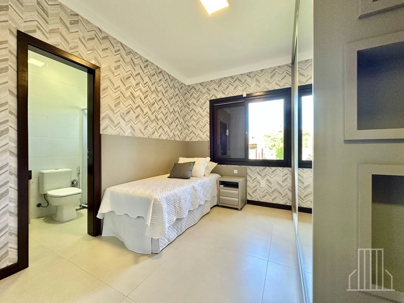 MARAVILHOSA CASA DE ALTO PADRÃO À VENDA EM ATLÂNTIDA: 17ª foto da galeria de imagens do imóvel