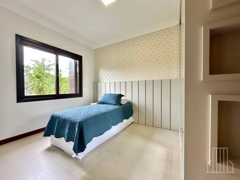 MARAVILHOSA CASA DE ALTO PADRÃO À VENDA EM ATLÂNTIDA: 16ª foto da galeria de imagens do imóvel