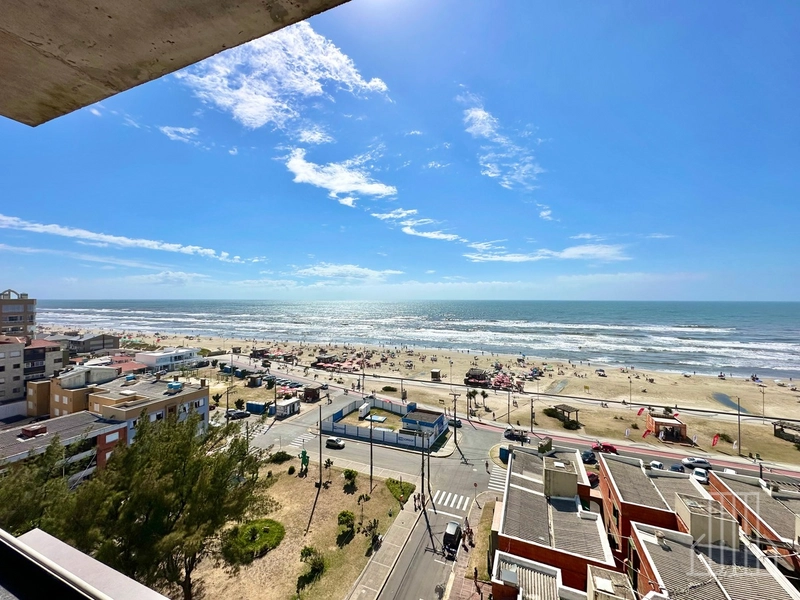 Apartamento de Alto Padrão com Vista Cinematográfica para o Mar: 5ª foto da galeria de imagens do imóvel