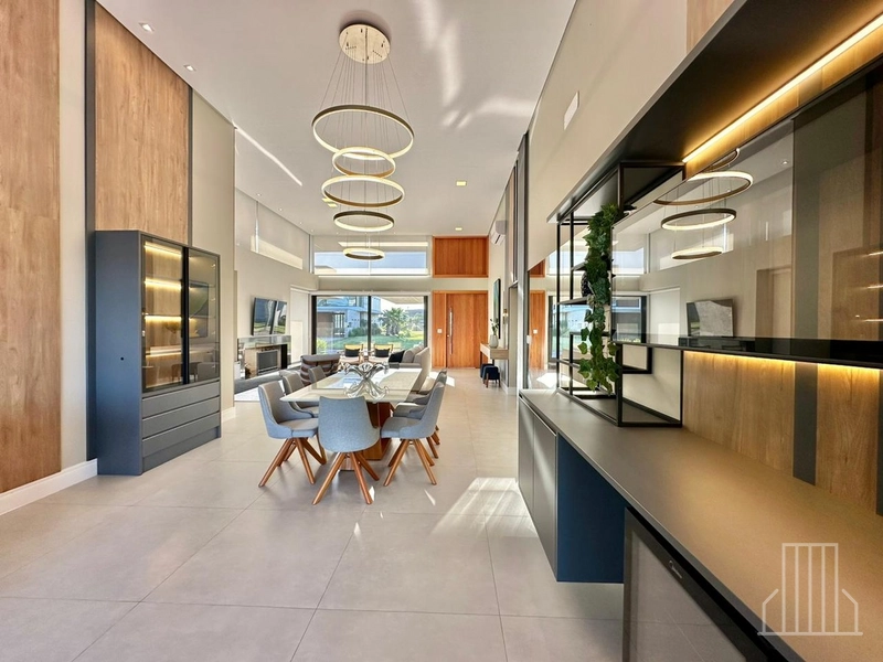 BELÍSSIMA CASA COM 4 SUÍTES EM CONDOMÍNIO FECHADO!: 16ª foto da galeria de imagens do imóvel