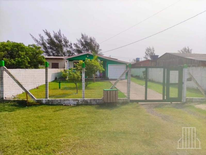 EXCELENTE CASA NO BAIRRO CAPÃO NOVO EM CAPÃO DA CANOA!: 1ª foto da galeria de imagens do imóvel