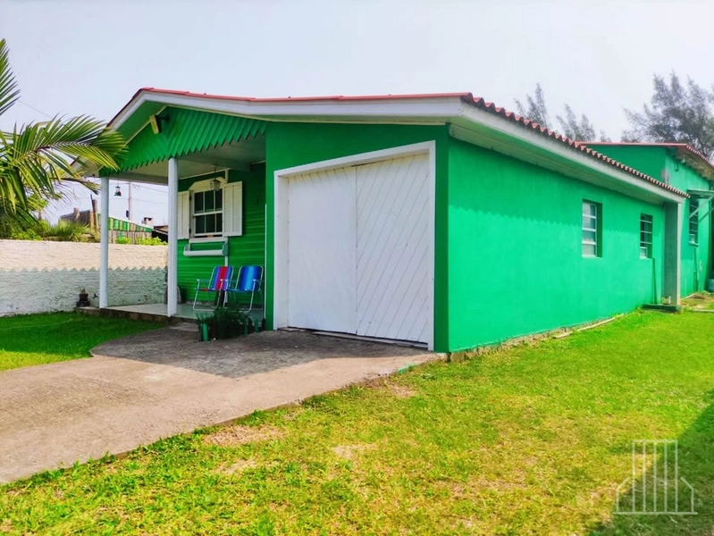 EXCELENTE CASA NO BAIRRO CAPÃO NOVO EM CAPÃO DA CANOA!: 3ª foto da galeria de imagens do imóvel