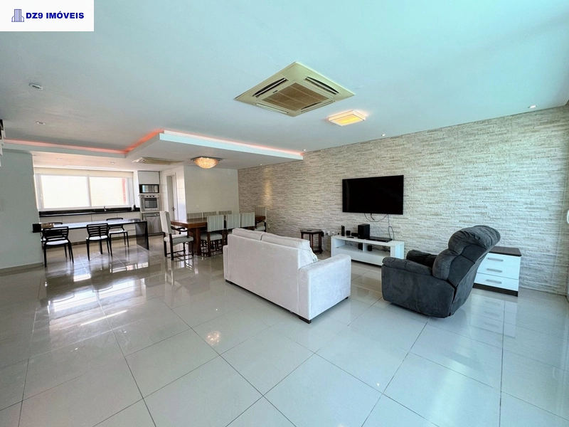 MAGNÍFICO SOBRADO NO CONDADO DE CAPÃO: 19ª foto da galeria de imagens do imóvel