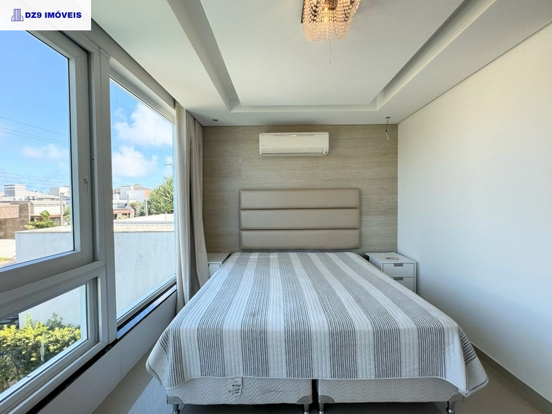 MAGNÍFICO SOBRADO NO CONDADO DE CAPÃO: 4ª foto da galeria de imagens do imóvel