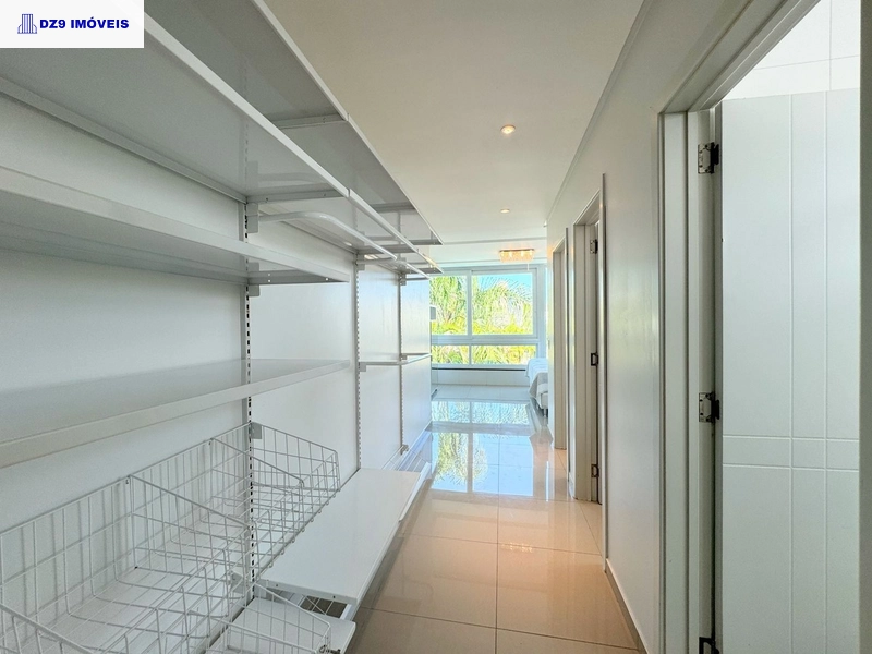 MAGNÍFICO SOBRADO NO CONDADO DE CAPÃO: 9ª foto da galeria de imagens do imóvel