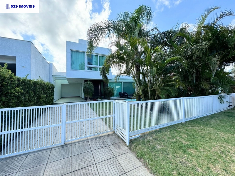 MAGNÍFICO SOBRADO NO CONDADO DE CAPÃO: 1ª foto da galeria de imagens do imóvel