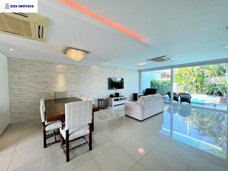 MAGNÍFICO SOBRADO NO CONDADO DE CAPÃO: 29ª foto da galeria de imagens do imóvel