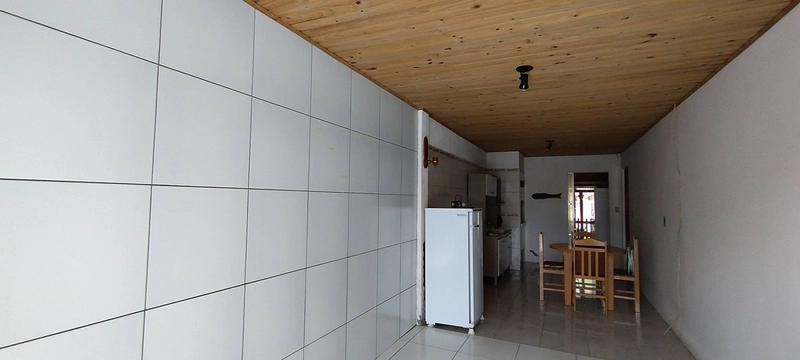 LINDA CASA A VENDA EM CAPÃO NOVO!: 4ª foto da galeria de imagens do imóvel