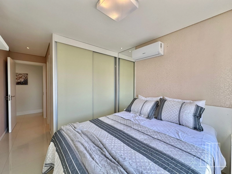 LINDO APARTAMENTO NO CENTRO DE CAPÃO DA CANOA, A POUCOS PASSOS DO MAR: 14ª foto da galeria de imagens do imóvel