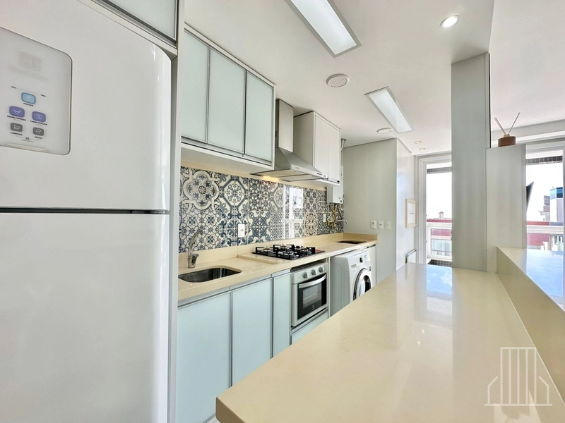 LINDO APARTAMENTO NO CENTRO DE CAPÃO DA CANOA, A POUCOS PASSOS DO MAR: 8ª foto da galeria de imagens do imóvel