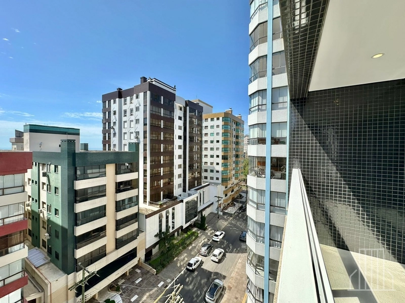 LINDO APARTAMENTO NO CENTRO DE CAPÃO DA CANOA, A POUCOS PASSOS DO MAR: 18ª foto da galeria de imagens do imóvel