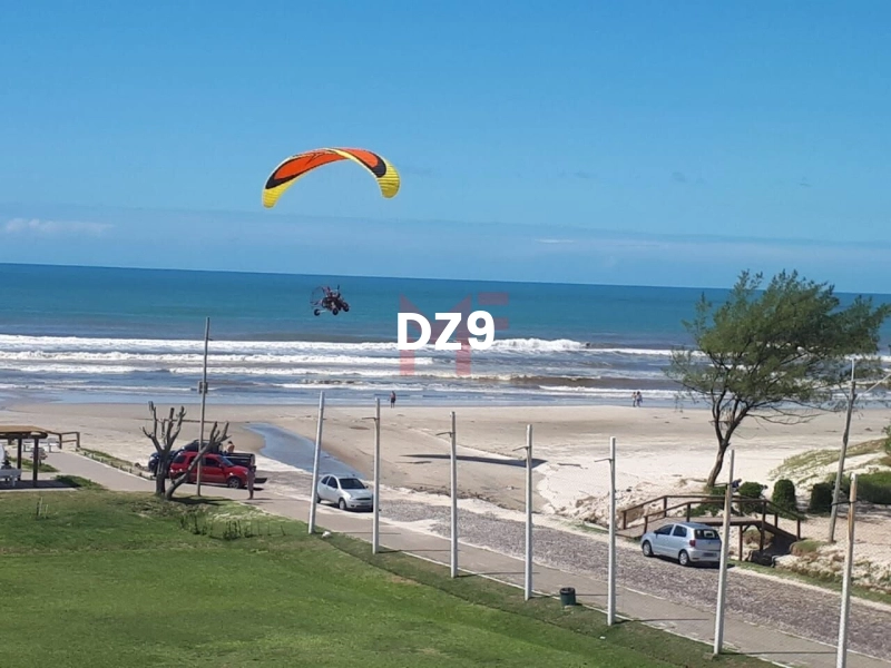 APARTAMENTO COM 2 DORMITÓRIOS CAPÃO NOVO: 2ª foto da galeria de imagens do imóvel