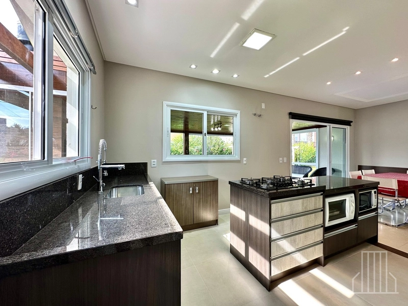 LINDA CASA EM CONDOMÍNIO FECHADO NO BAIRRO ATLÂNTIDA, XANGRI-LÁ!: 4ª foto da galeria de imagens do imóvel