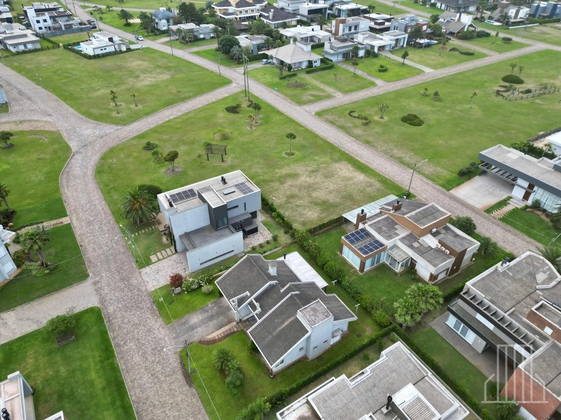 LINDA CASA EM CONDOMÍNIO FECHADO NO BAIRRO ATLÂNTIDA, XANGRI-LÁ!: 22ª foto da galeria de imagens do imóvel