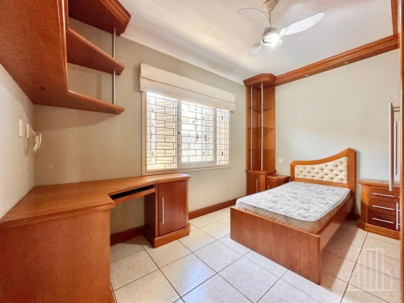 ACONCHEGANTE REFÚGIO A PASSOS DO MAR!: 14ª foto da galeria de imagens do imóvel