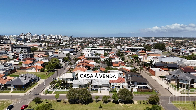 ACONCHEGANTE REFÚGIO A PASSOS DO MAR!: 23ª foto da galeria de imagens do imóvel