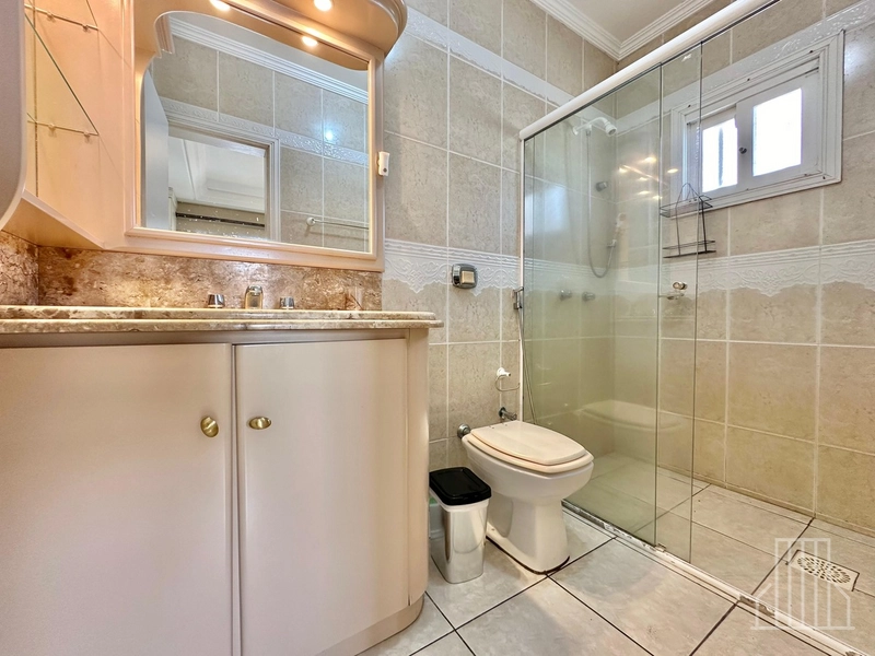 ACONCHEGANTE REFÚGIO A PASSOS DO MAR!: 16ª foto da galeria de imagens do imóvel