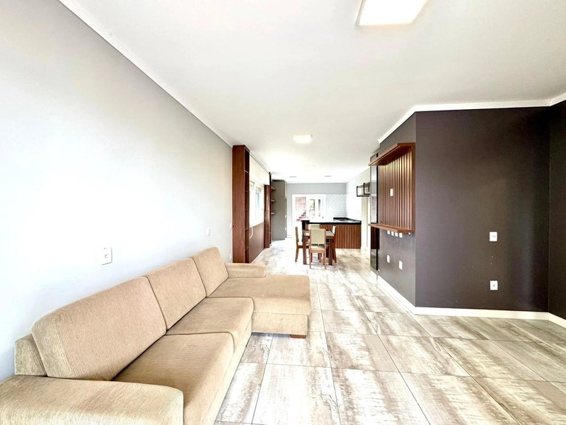 CASA COM 3 DORMITÓRIOS: 10ª foto da galeria de imagens do imóvel