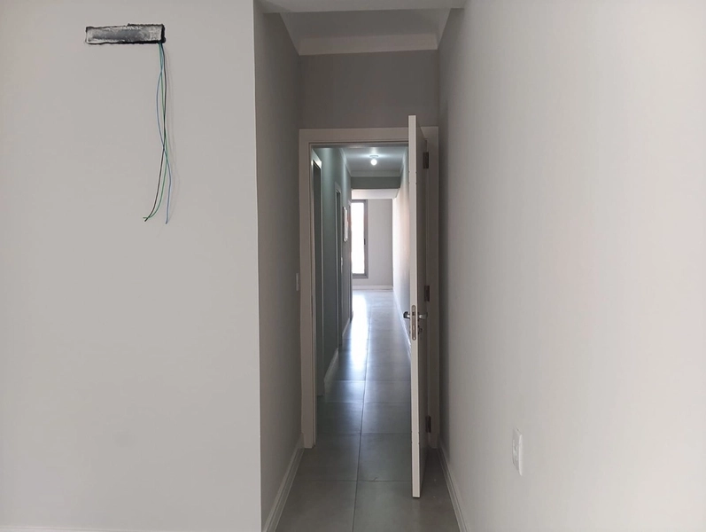 CASA À VENDA: 3ª foto da galeria de imagens do imóvel