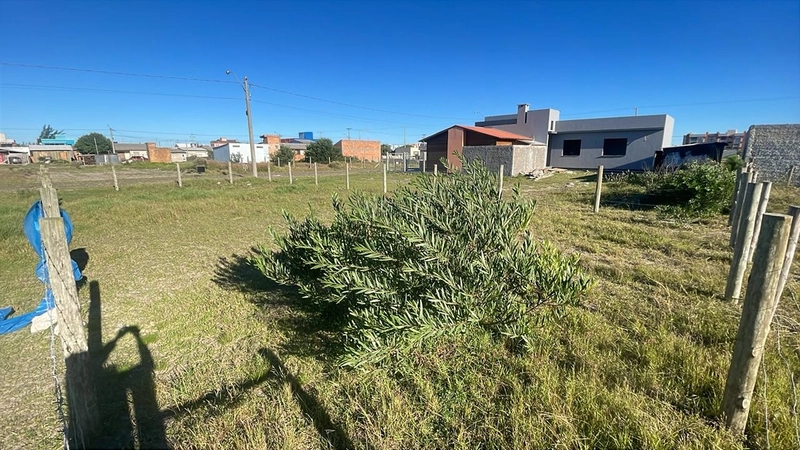 TERRENO A VENDA NO POSTO 05, EM CAPÃO NOVO!: 5ª foto da galeria de imagens do imóvel