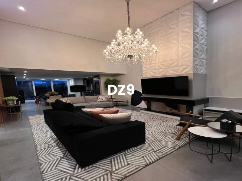 CASA COM 4 SUÍTES, DECORADA, COM GARAGEM!: 1ª foto da galeria de imagens do imóvel