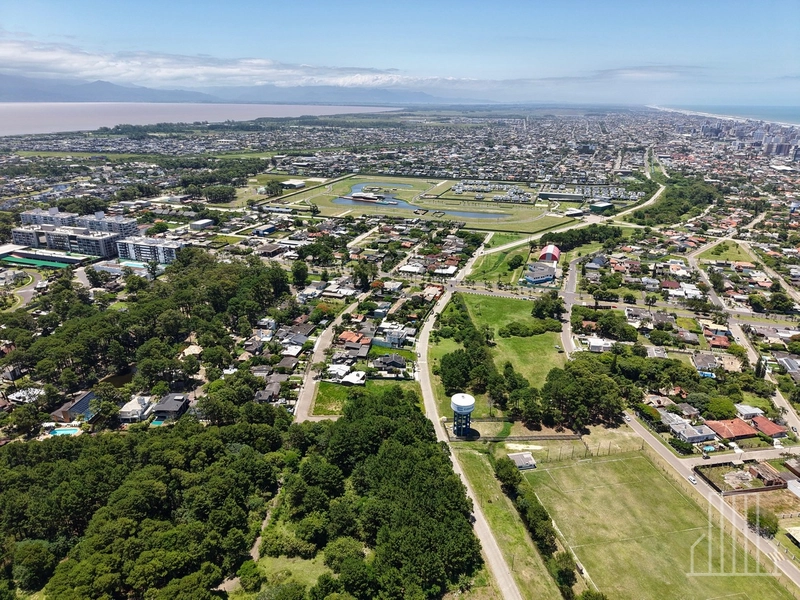 LINDA MANSÃO NO BAIRRO ATLÂNTIDA, EM XANGRI-LÁ!: 10ª foto da galeria de imagens do imóvel