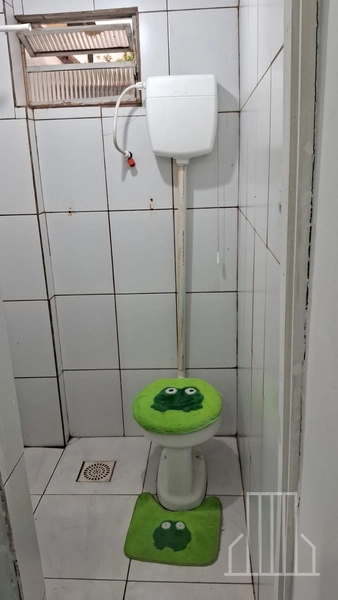 EXCELENTE CASA COM KITNET NO BAIRRO ARCO-ÍRIS!: 4ª foto da galeria de imagens do imóvel