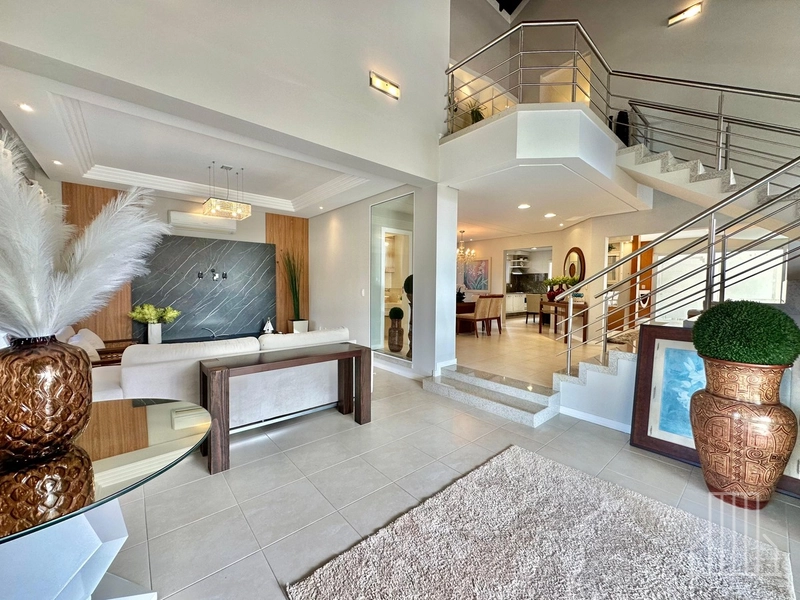 EXCELENTE SOBRADO EM CONDOMÍNIO DE ALTO PADRÃO!: 5ª foto da galeria de imagens do imóvel