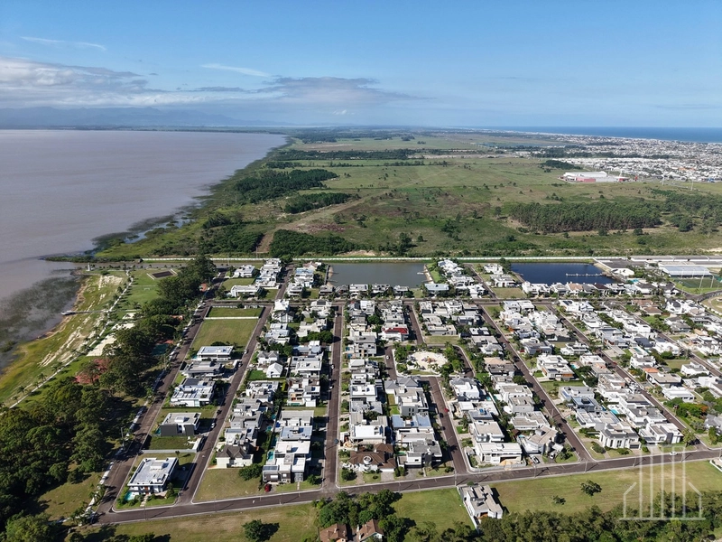 EXCELENTE SOBRADO EM CONDOMÍNIO DE ALTO PADRÃO!: 30ª foto da galeria de imagens do imóvel