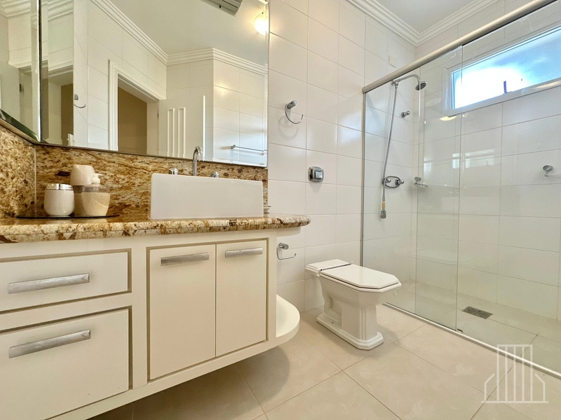 EXCELENTE SOBRADO EM CONDOMÍNIO DE ALTO PADRÃO!: 20ª foto da galeria de imagens do imóvel