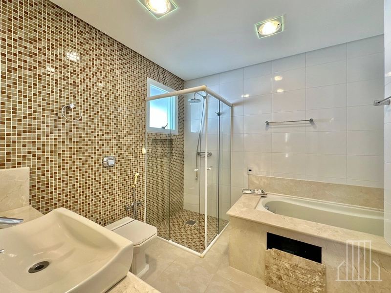 EXCELENTE SOBRADO EM CONDOMÍNIO DE ALTO PADRÃO!: 17ª foto da galeria de imagens do imóvel