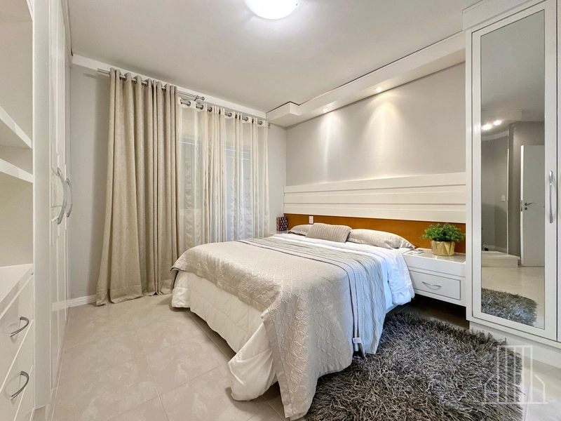 EXCELENTE SOBRADO EM CONDOMÍNIO DE ALTO PADRÃO!: 12ª foto da galeria de imagens do imóvel