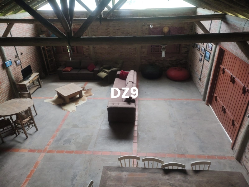 ENCONTRE SEU ESPAÇO RURAL: CHÁCARA ENCANTADORA À VENDA: 6ª foto da galeria de imagens do imóvel