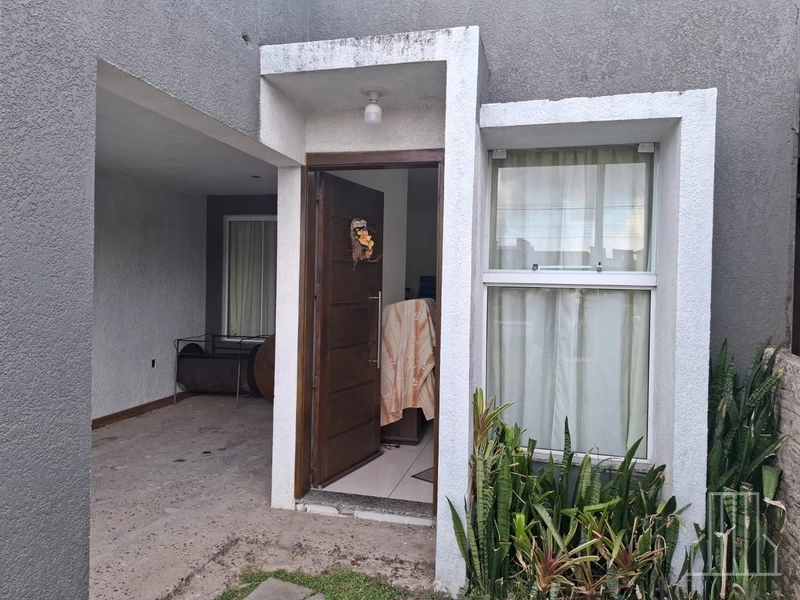 EXCELENTE CASA GEMINADA LOCALIZADA NO BAIRRO GUARANI EM CAPÃO DA CANOA: 2ª foto da galeria de imagens do imóvel