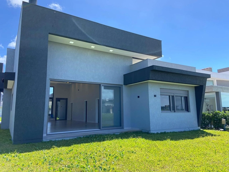 Casa moderna com 4 suítes e alto padrão de acabamento em terreno amplo: 3ª foto da galeria de imagens do imóvel