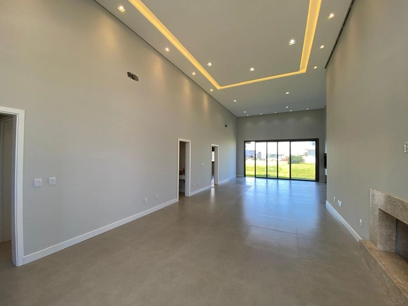 Casa moderna com 4 suítes e alto padrão de acabamento em terreno amplo: 10ª foto da galeria de imagens do imóvel