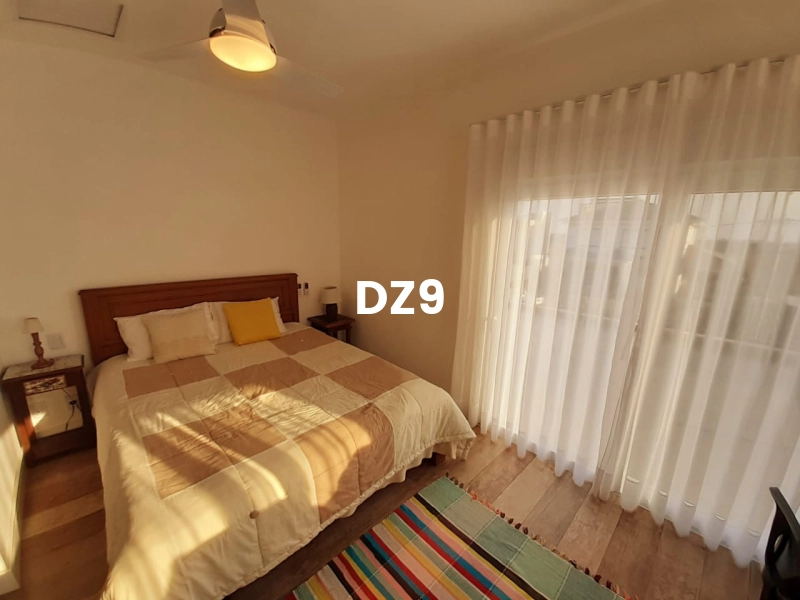 CASA ESTILOSA E ACONCHEGANTE EM CONDOMÍNIO FECHADO À VENDA!: 10ª foto da galeria de imagens do imóvel