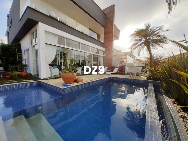 CASA ESTILOSA E ACONCHEGANTE EM CONDOMÍNIO FECHADO À VENDA!: 21ª foto da galeria de imagens do imóvel