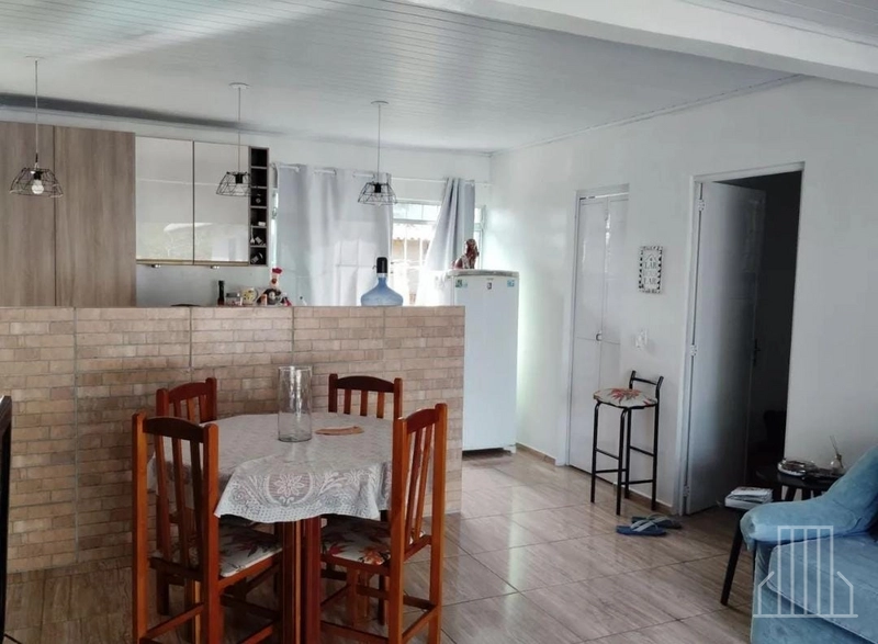 Casa à Venda em Capão Novo!: 3ª foto da galeria de imagens do imóvel