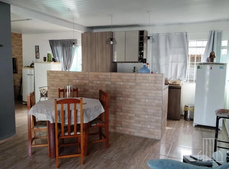 Casa à Venda em Capão Novo!: 2ª foto da galeria de imagens do imóvel