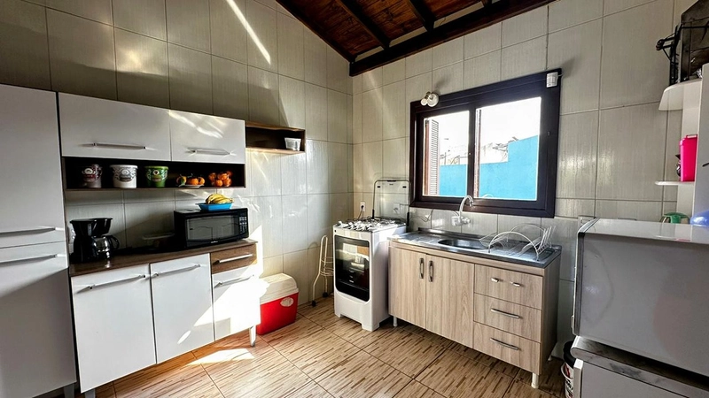Casa com Amplo Pátio a 400 Metros do Mar: 5ª foto da galeria de imagens do imóvel