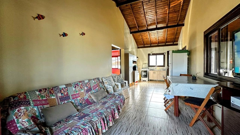 Casa com Amplo Pátio a 400 Metros do Mar: 8ª foto da galeria de imagens do imóvel